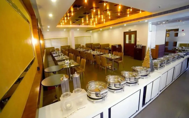 Alexander Luxury Hotel