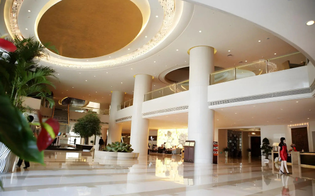 Zhongmao Haiyue Hotel