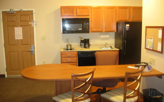 Candlewood Suites Louisville North by IHG
