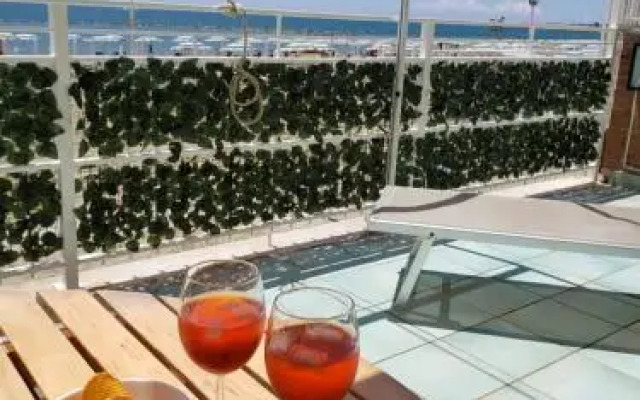 Incantevole casa sul mare vicino a Roma