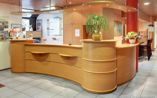 ibis Avignon Centre Pont de l'Europe