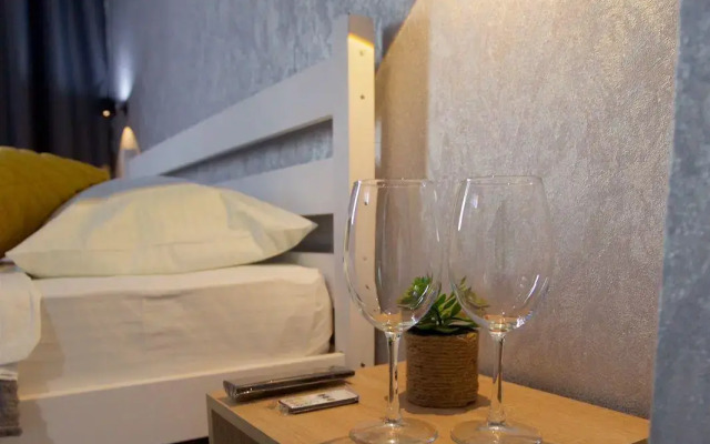 Саквояж на улице Вербная 5