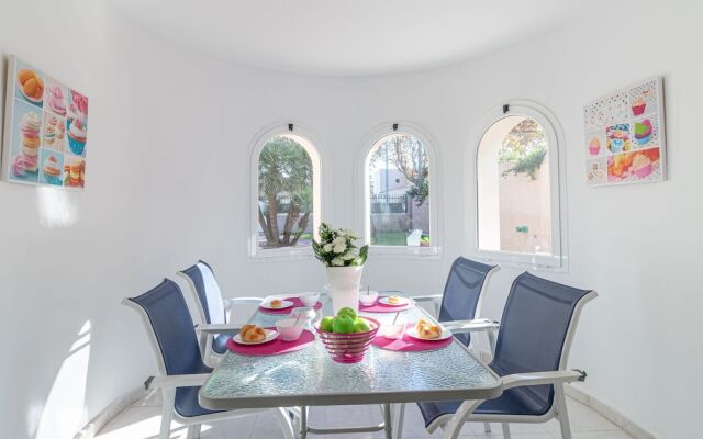 Modern Villa with Private Pool in Empuriabrava Spain