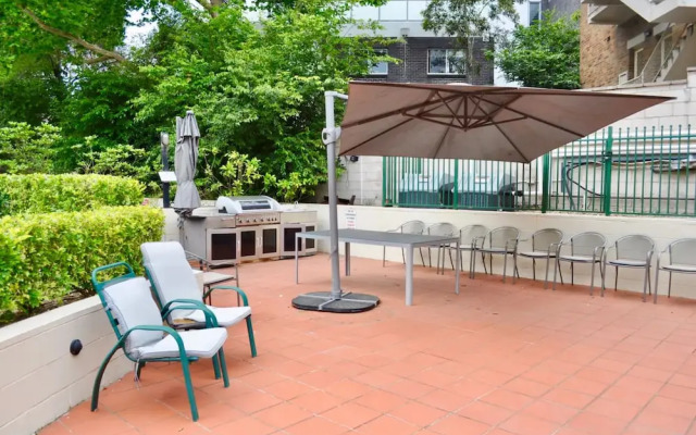 Peaceful Oasis in Randwick With Private Garden Patio