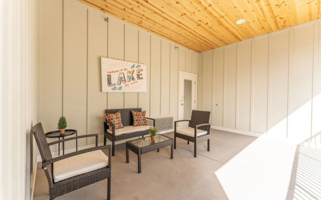 The Lodge Lake Chelan