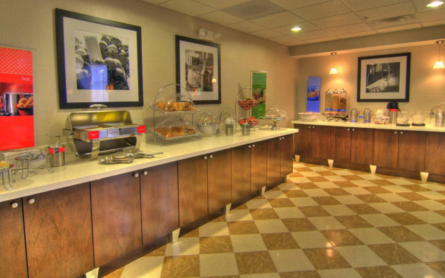 Hampton Inn & Suites Parsippany/North