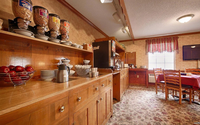 Red Roof Inn Uhrichsville