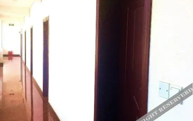 Yingcheng Hotel