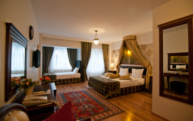 Noahs Ark Hotel