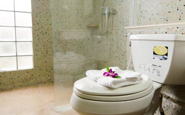 Cocoville Phuket Resort
