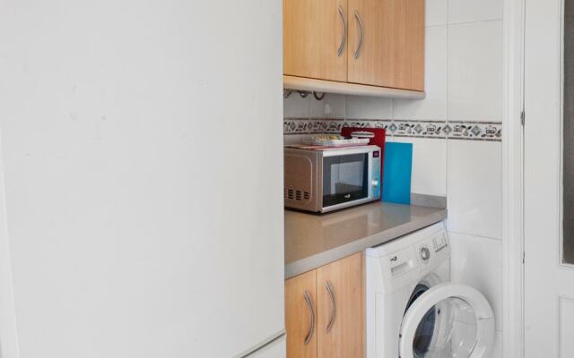 Apartment - 2 Bedrooms with Pool and WiFi - 107295