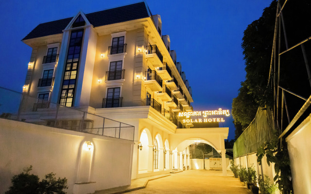 Solar hotel