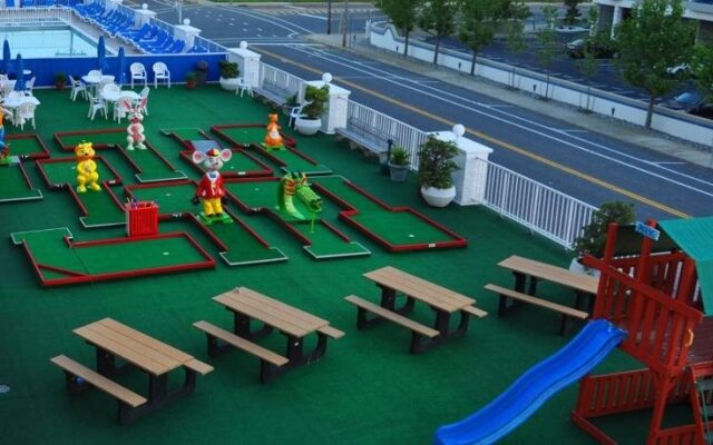 Admiral Resort Motel