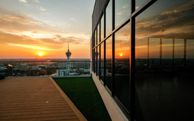 G Residence Sky Suite