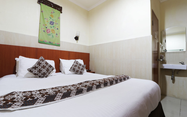 58 Guesthouse Tangerang by ZUZU