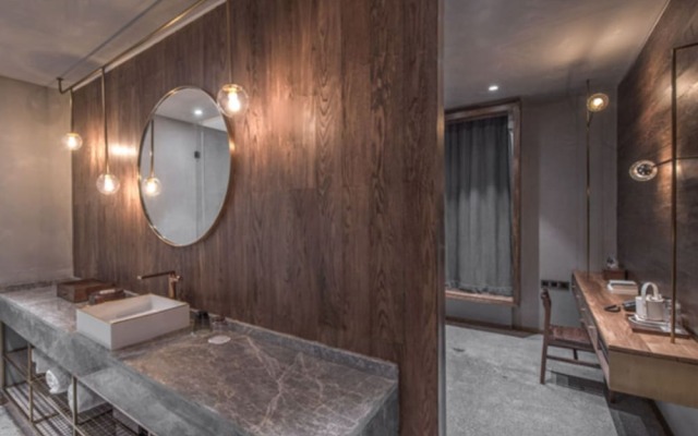 Yu Hotel