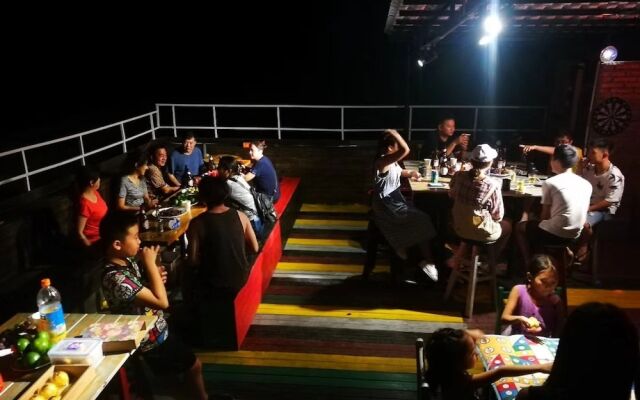 Yangshuo Showbiz Youth Hostel