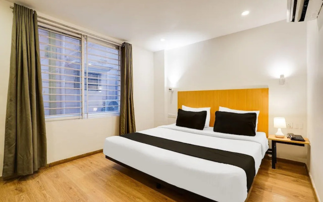 Premium Stays at Oak Indranagar