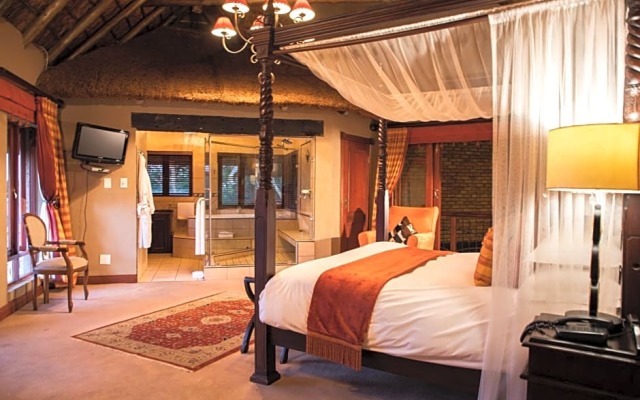 Wings and Water Guesthouse on 57 Nicklaus Street
