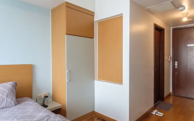 TwoSpaces Living at UResidence Apartment