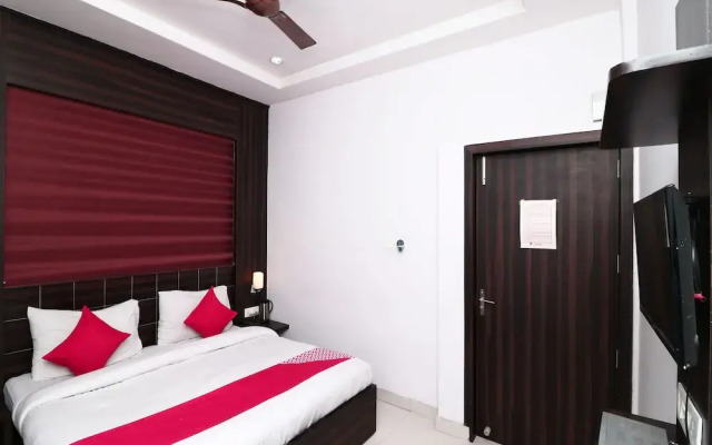 OYO 5189 Hotel East Lite