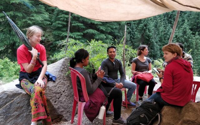 Madpackers Manali - Hostel