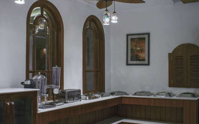 Quality Inn Bhagsu Heritage