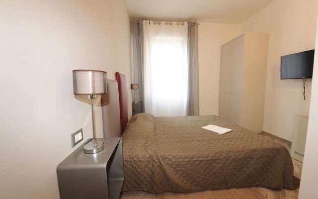B&B Ariston Pisa Tower
