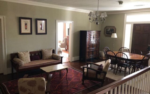 The Elizabethtown Inn