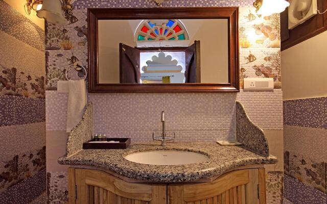 Bonjour Paradise Resort