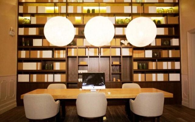 Ji Hotel (Tianjin Train Station Jinwan Square)