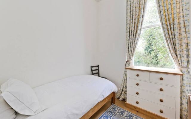 Lovely 2bed flat in Chelsea with exclusive views