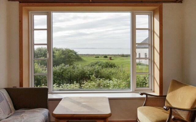Rustic Holiday Home in Løgstør near Sea