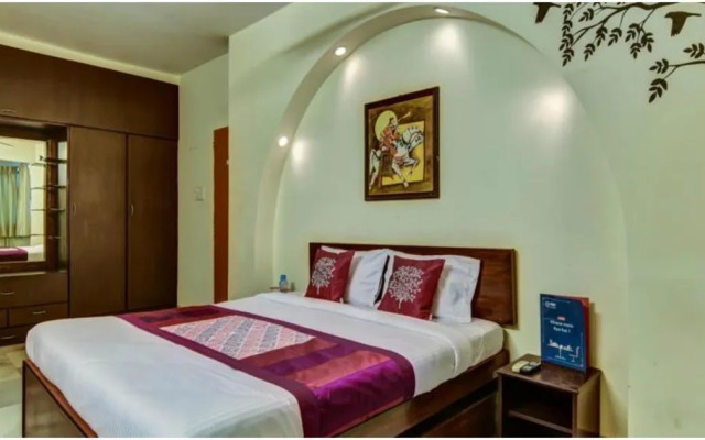 OYO Apartments Juhu Near ISKCON