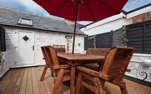 Violets Wonderland Cottage