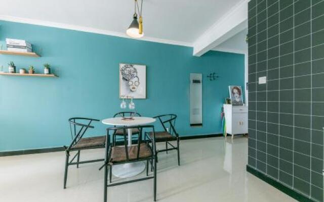 Xi'an Weiyang·Xijing Hospital· Locals Apartment 00159610
