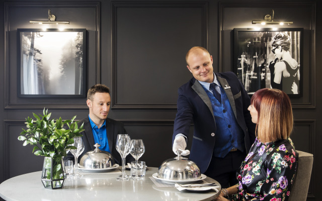 Moloko Executive Apartments And Hotel
