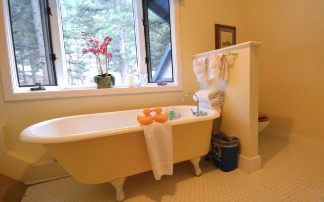 Riversong Inn Retreat