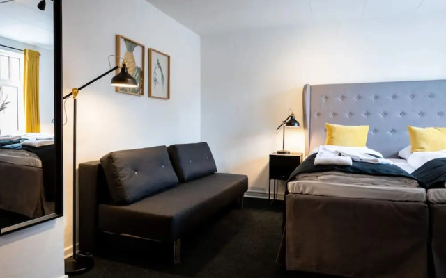 3 Person Holiday Park Home in Give