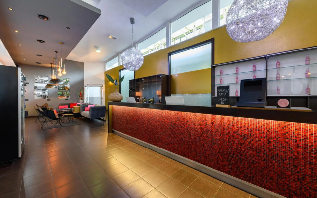 SleepinRoomz Boutique Hotel