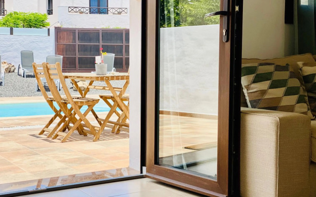 Canaryislandshost l My Nest Apartments