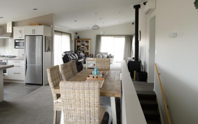 Hillcrest Lodges