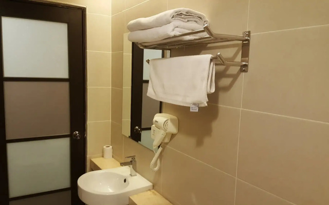 9 Square Hotel - Kota Damansara