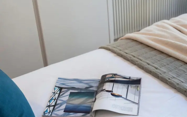 Stunning Studio Apartment, Moments From Earls Court Station