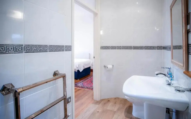 Marina House Annex - 1 Bedroom - Neyland