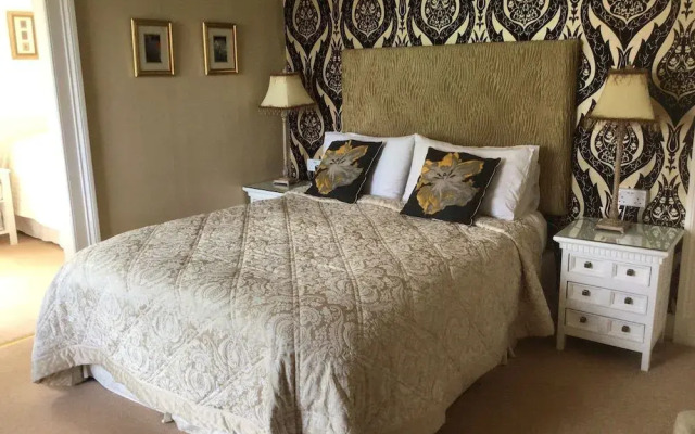 Thistle House Guest House
