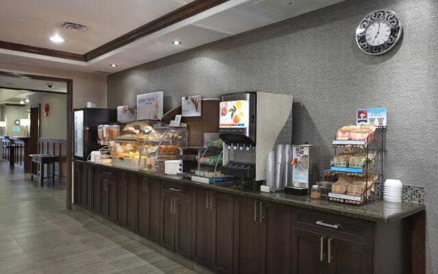 Holiday Inn Express And Suites - Vernon by IHG