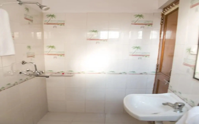 Urvi Apartments by OYO Rooms