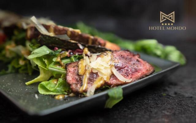 Hotel Mondo