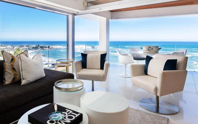 Clifton YOLO Spaces – Clifton Beachfront Penthouse